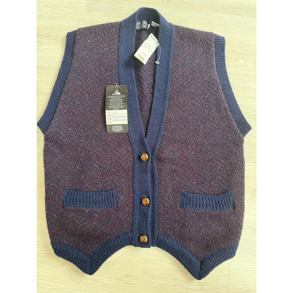 Vintage Men M 100% Wool Sweater Vest V-Neck Made in UK Button Pocket Old Money